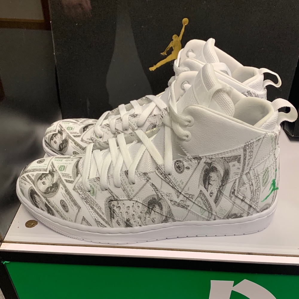 Nike CUSTOM HYDROGRAPHIC dipped Air Jordan’s NEW